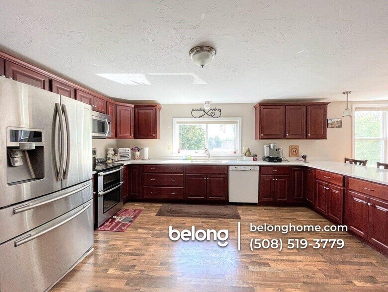 Building Photo - 204 Millbury Ave