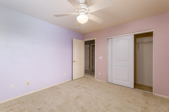 Building Photo - 33808 N Pate Pl