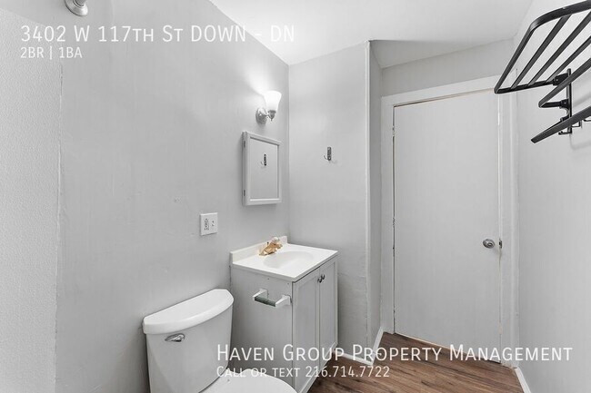 Building Photo - 3402 W 117th St