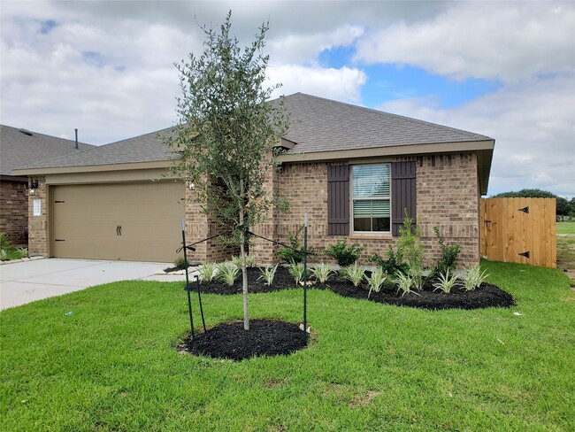 Building Photo - 3642 Park Vista Dr