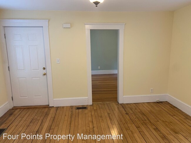 Building Photo - 3 br, 1 bath House - 30 Maple Ave