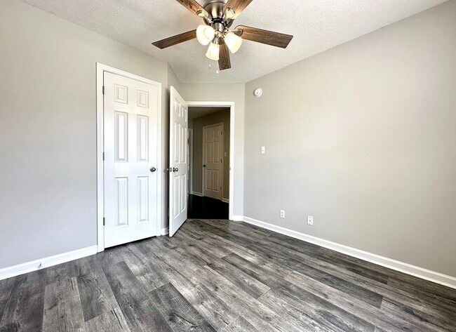 Building Photo - 1641 Cedar Springs Cir