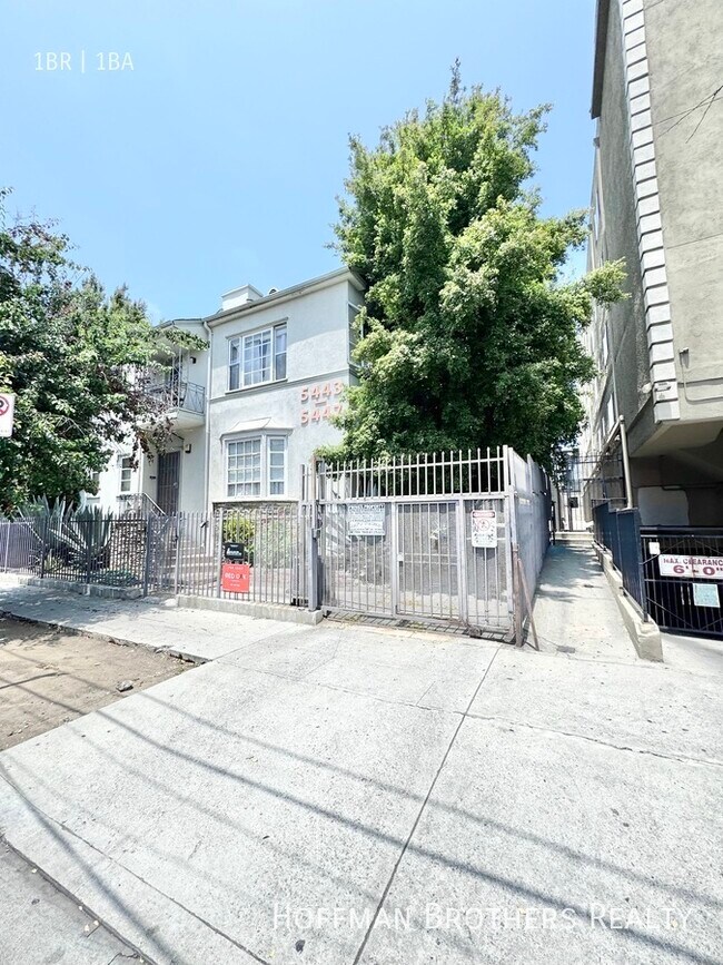 Building Photo - 5446 1/2 Harold Way -6A