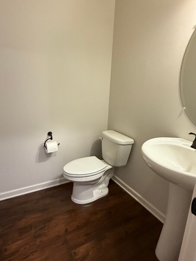 Building Photo - Impressive North Plains Home Backing to Protected Green Space – Move-In Ready!