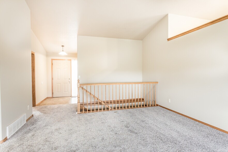 Building Photo - 2510 N Wright Ave