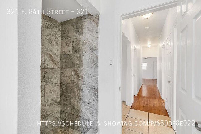 Building Photo - 321 E 84th St