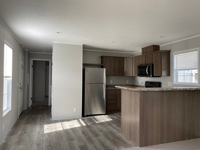 Building Photo - 3444 Wayside Terrace