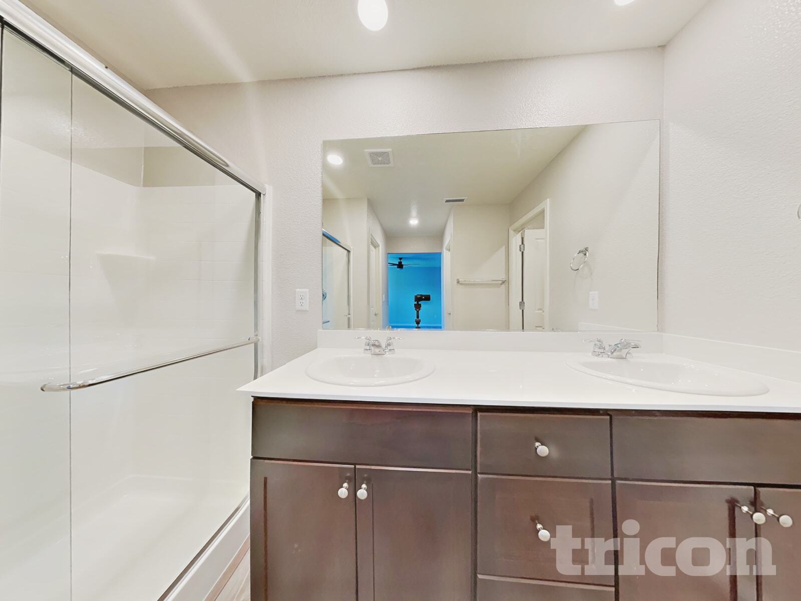 Building Photo - 8950 Elk Ravine Dr