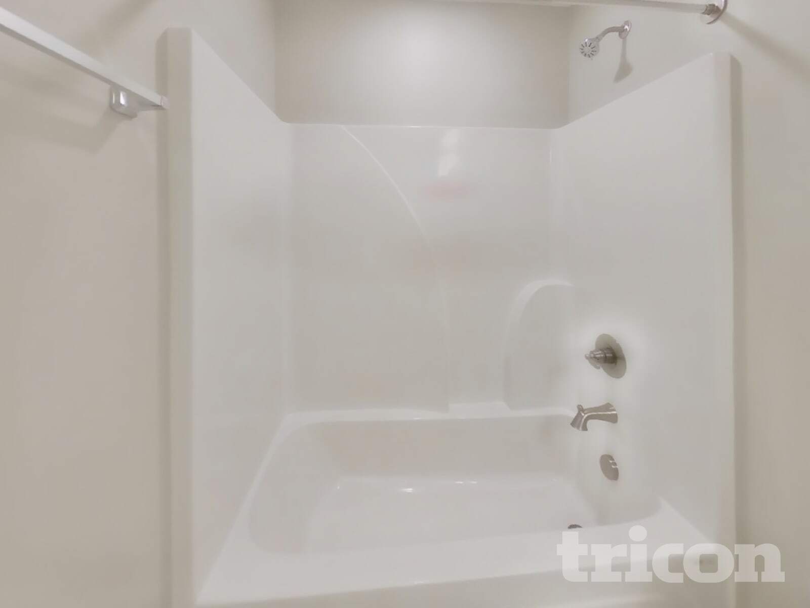 Building Photo - 716 Cedar Ln