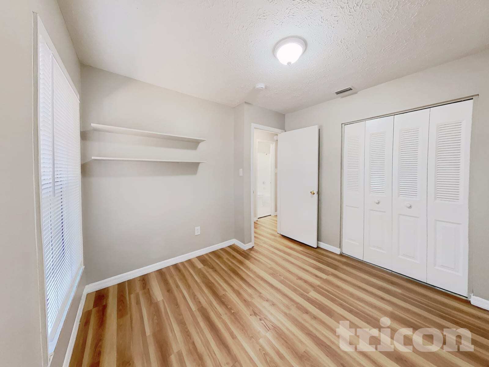 Building Photo - 2704 Manor Hill Drive Brandon FL