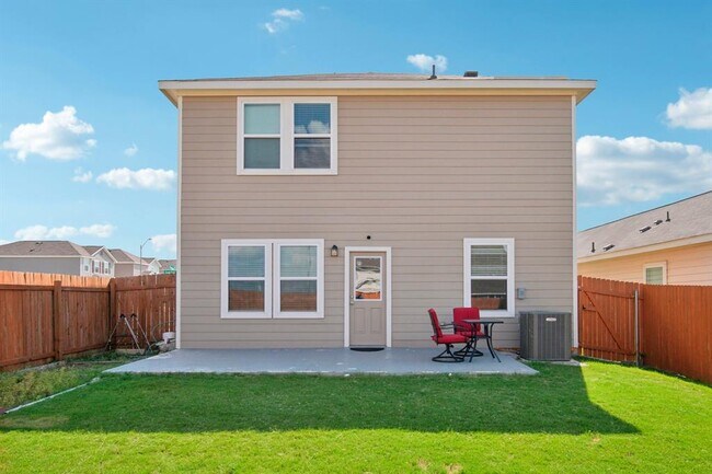 Building Photo - 200 Gemsbok Rd