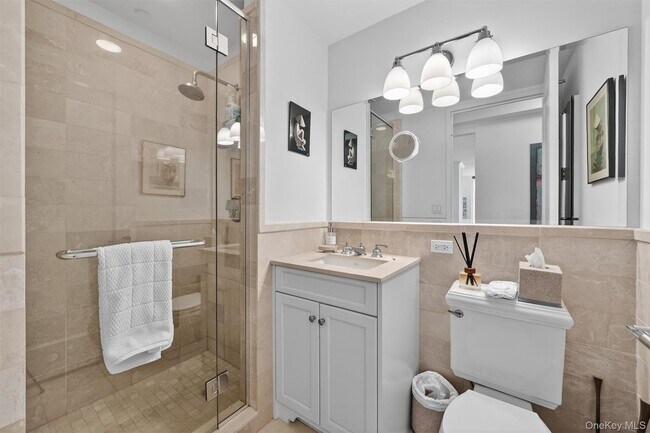 Building Photo - 10 City Pl