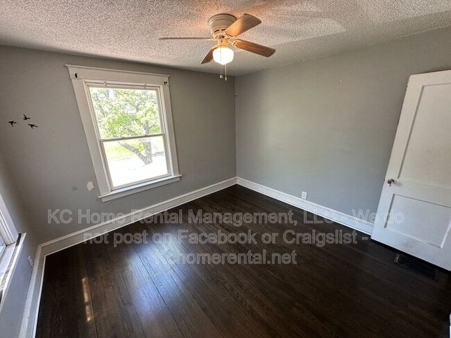 Building Photo - 5105 Walnut St