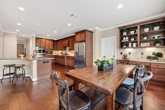 Building Photo - 10 Cayuga Pond Ct