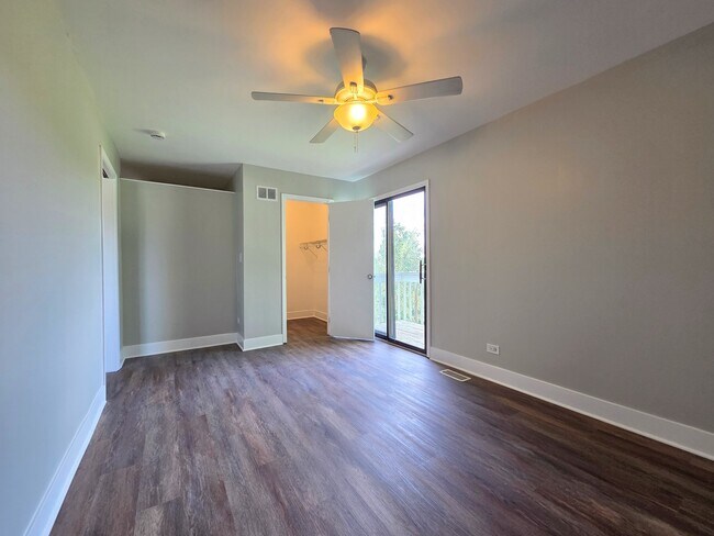 Building Photo - 1672 Cornell Dr