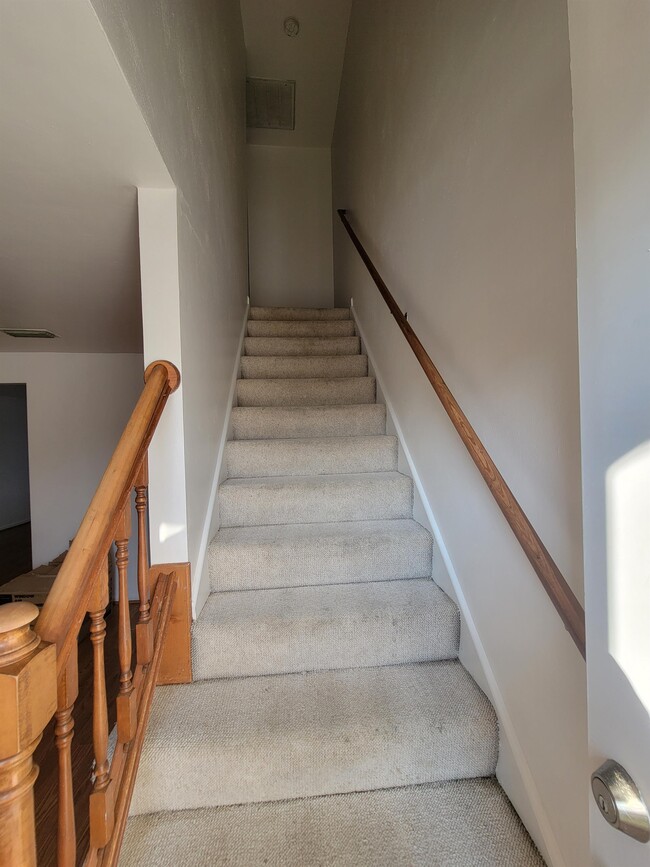 Building Photo - 1303 Snowflake Cir