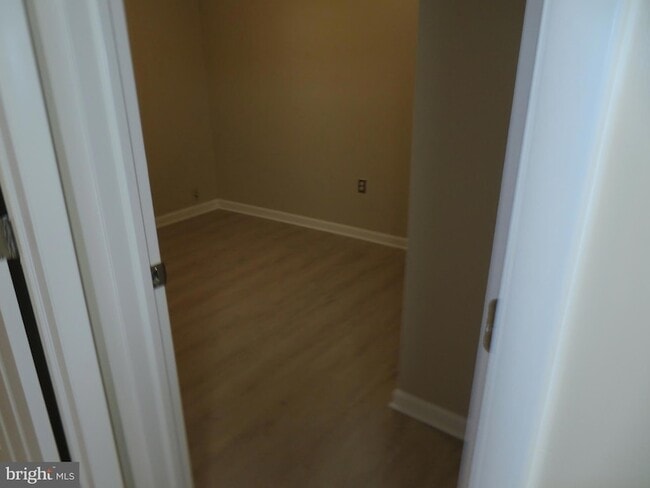 Building Photo - 9150 Lambskin Ln
