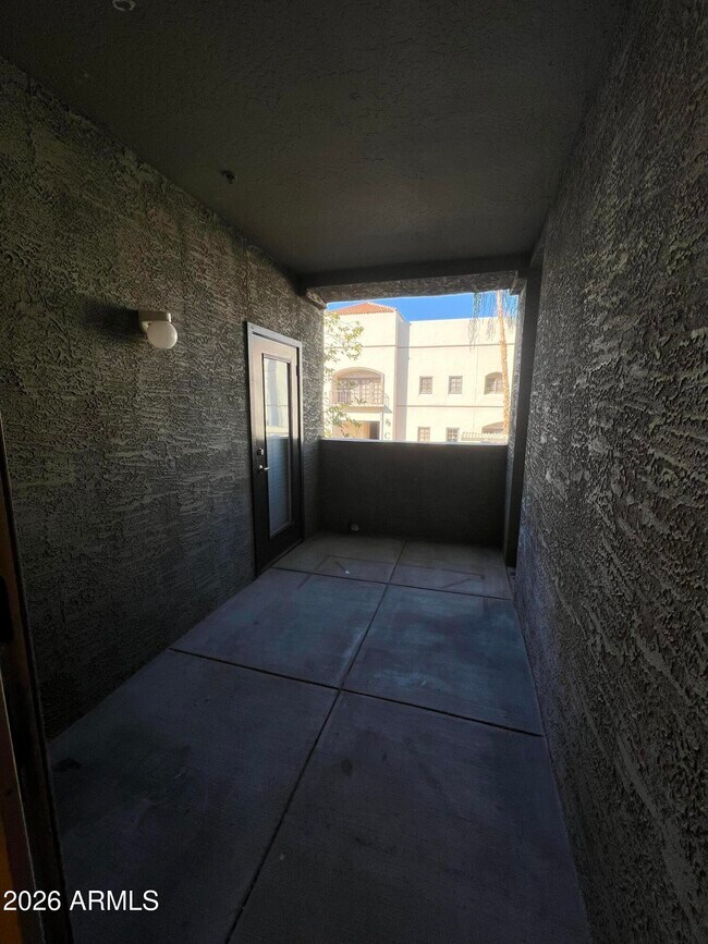 Building Photo - 5303 N 7th St