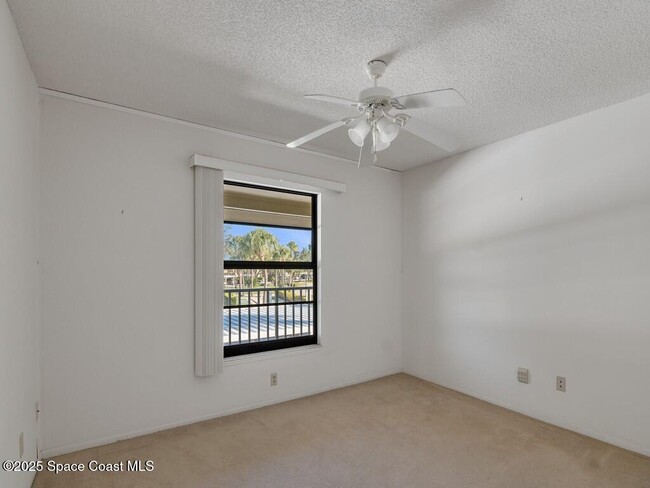 Building Photo - 27 Plantation Dr