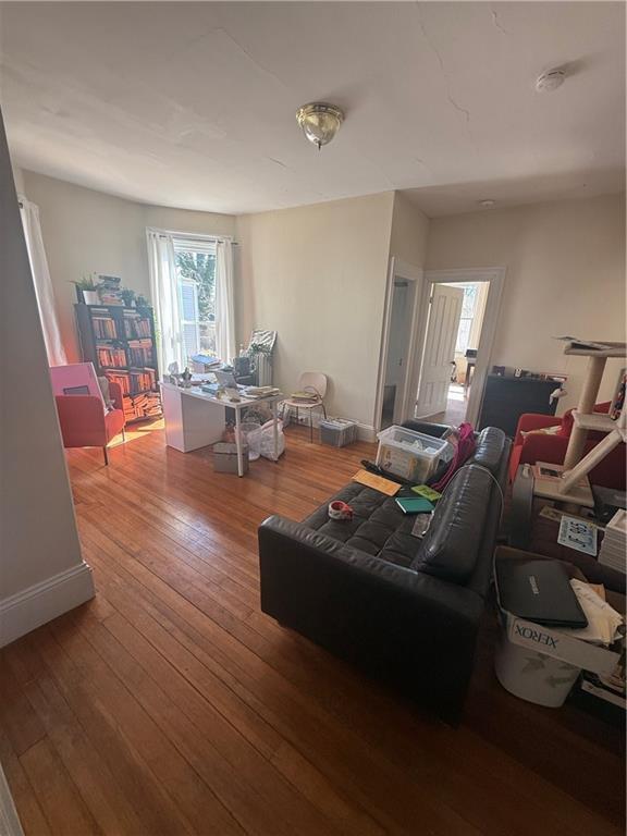 Building Photo - 12 Park St