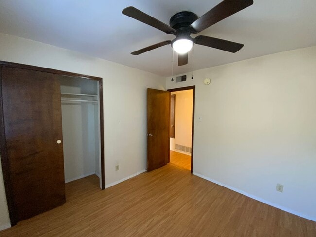 Building Photo - 4 Bedroom Single Story Home Near Juan Tabo Blvd SE & Central Ave SE by Four Hills!