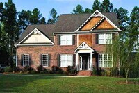 Building Photo - 2011 Hayes Dr