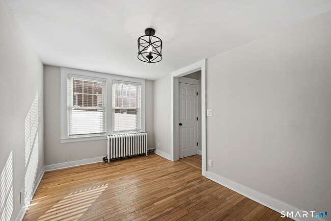 Building Photo - 218 Park St