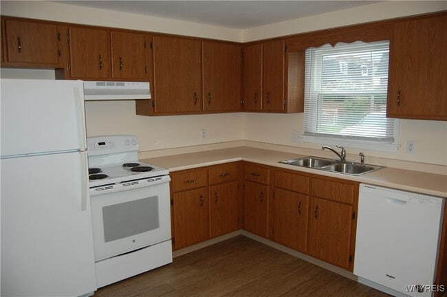 Building Photo - 59 Saber Ln