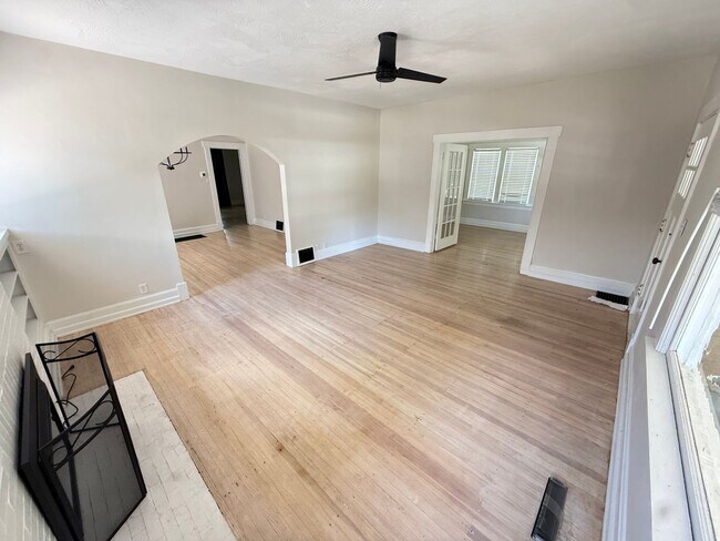 Building Photo - 3 Bed 1 Bath in Rountree