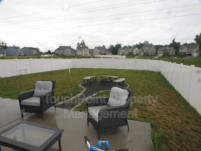 Building Photo - 2212 Atwell Glen Ln