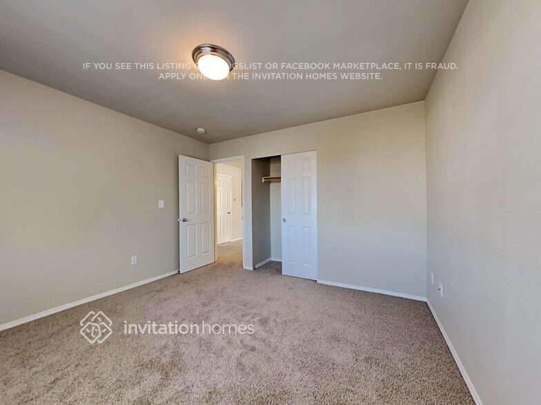 Building Photo - 11118 187 St E