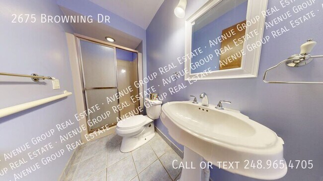 Building Photo - 2675 Browning Dr