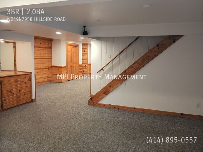 Building Photo - W249N7958 Hillside Rd