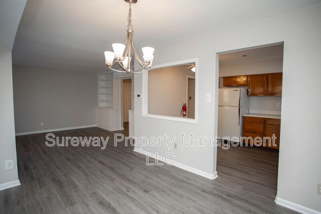 Building Photo - 171 Echelon Rd