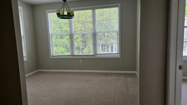 Building Photo - Spacious Two Bedroom Johns Island Condo Ri...
