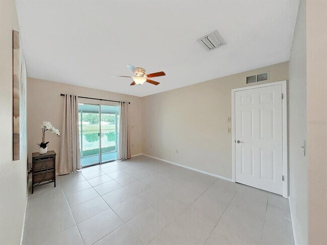 Building Photo - 3121 Beecher Dr E