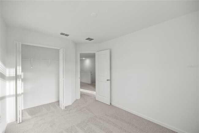Building Photo - 3594 SE 37th Ct