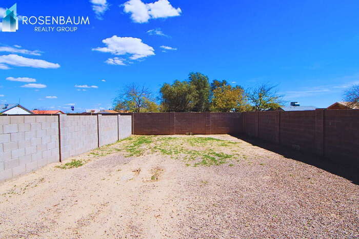 Building Photo - 15547 S Moon Valley Rd