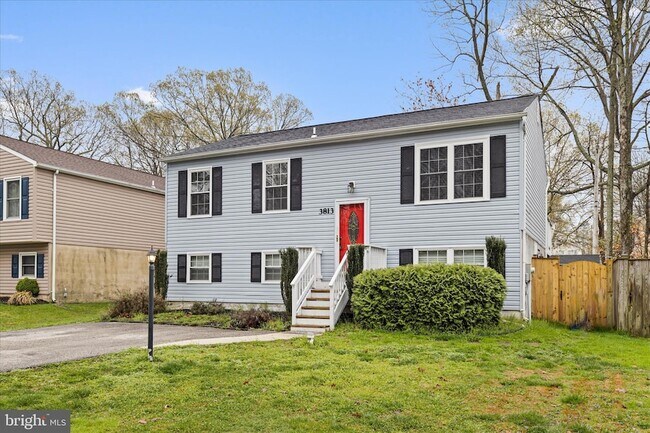 Building Photo - 3813 8th St