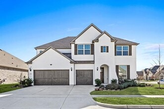 Building Photo - 5028 Carolina Cherry Dr