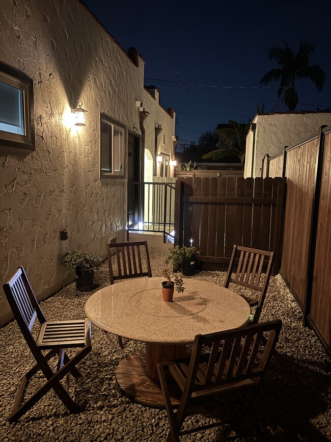 Casita 1-Private patio - 8023 Washington Ave