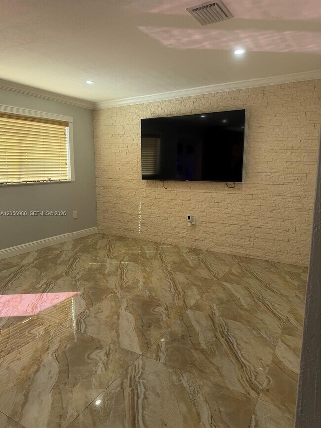 Building Photo - 240 Tamiami Canal Rd