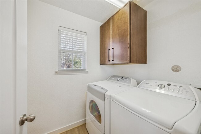 Building Photo - 20019 Alcea Ct