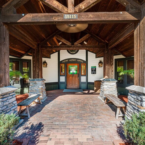 Building Photo - 2503 Black Horse Loop