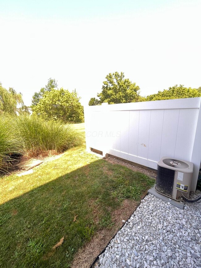 Building Photo - 5171 Mantua Dr