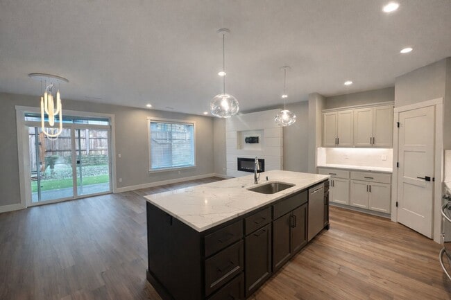 Building Photo - 11918 NE 108th St