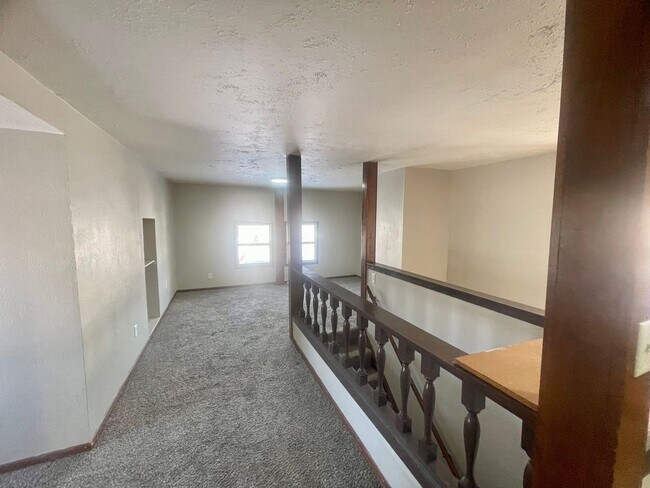 Building Photo - 2512 Jones St