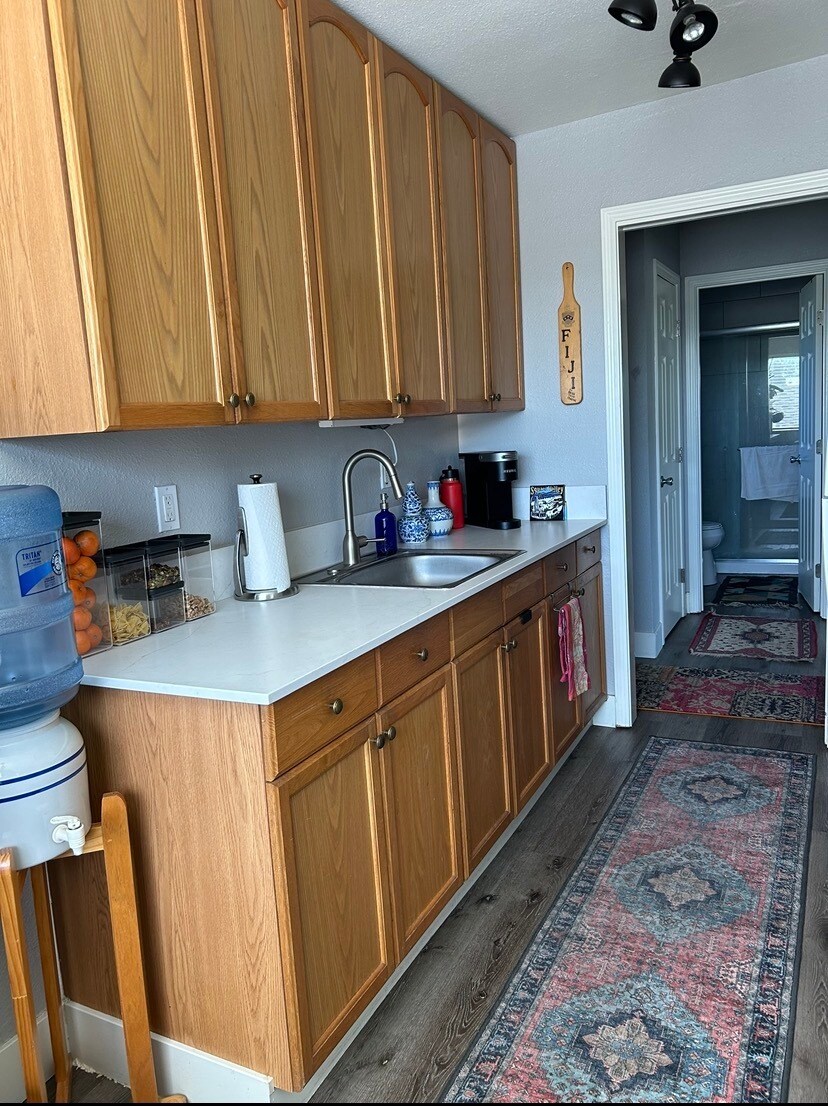 kitchen - 17709 Sunset Way