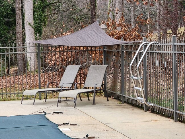 Building Photo - Saltwater Pool