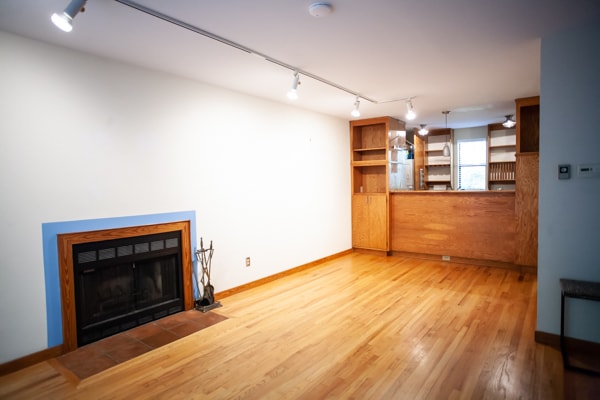 Building Photo - Townhome on Longview